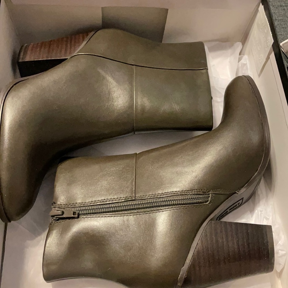 Nine West boots